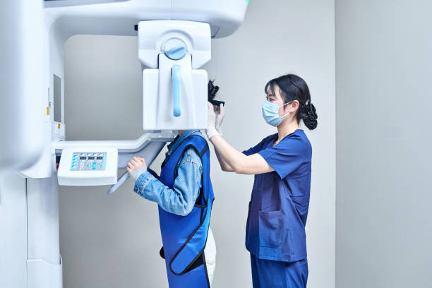 Best Dentist for Tooth Abscess  in Independence, WI